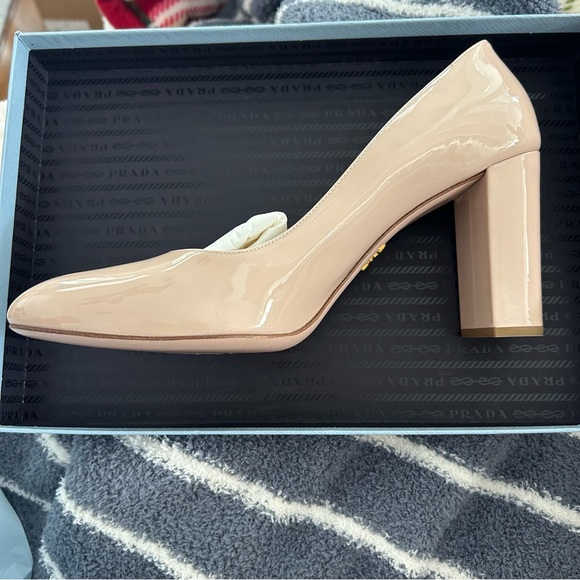 NIB BRAND NEW Nude Parada Heels size 39.5 - Picture 1 of 9